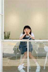 未婚夫装病逃婚，我流产离开后他直播追妻火葬场的小说