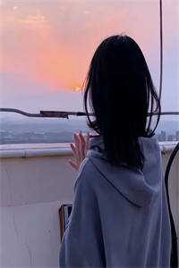 观月从不怨松风在线