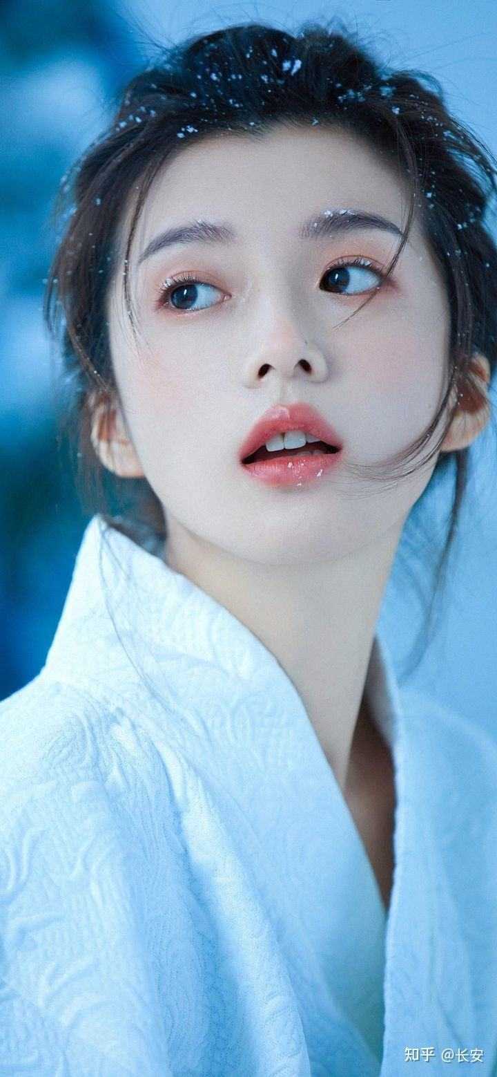 落霞偏萦去时舟后续