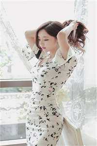 梨花霜落葬流年爆火全网