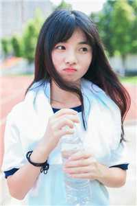 世事千山雪，回头再无春全文无删减