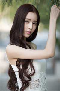 池上春归，棠枝栖倦客的小说