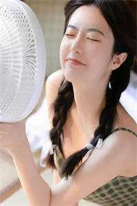 换人攻略后，高冷校花绷不住了陈凡林思思全集