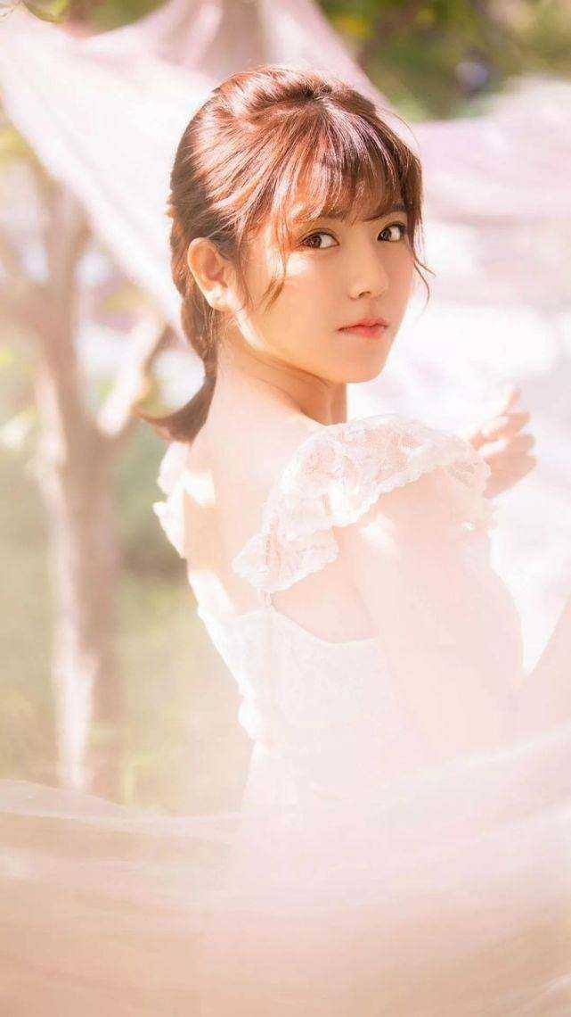 旧巷花落人无踪试读