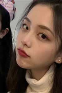 我为妻子入狱，她和男助理厮混篇章