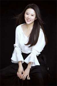 四年后重逢，被冷情前任掐腰热吻完整作品