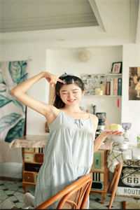 把房子让给妹妹住后，邻居们都后悔疯了完结文