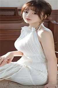 梧桐秋雨湿流光无错版