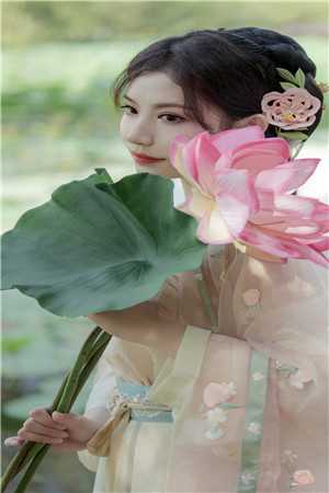 她曾偷藏爱意难止列表