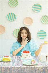 毒酒是你赐给我的，我喝了你后悔什么的小说