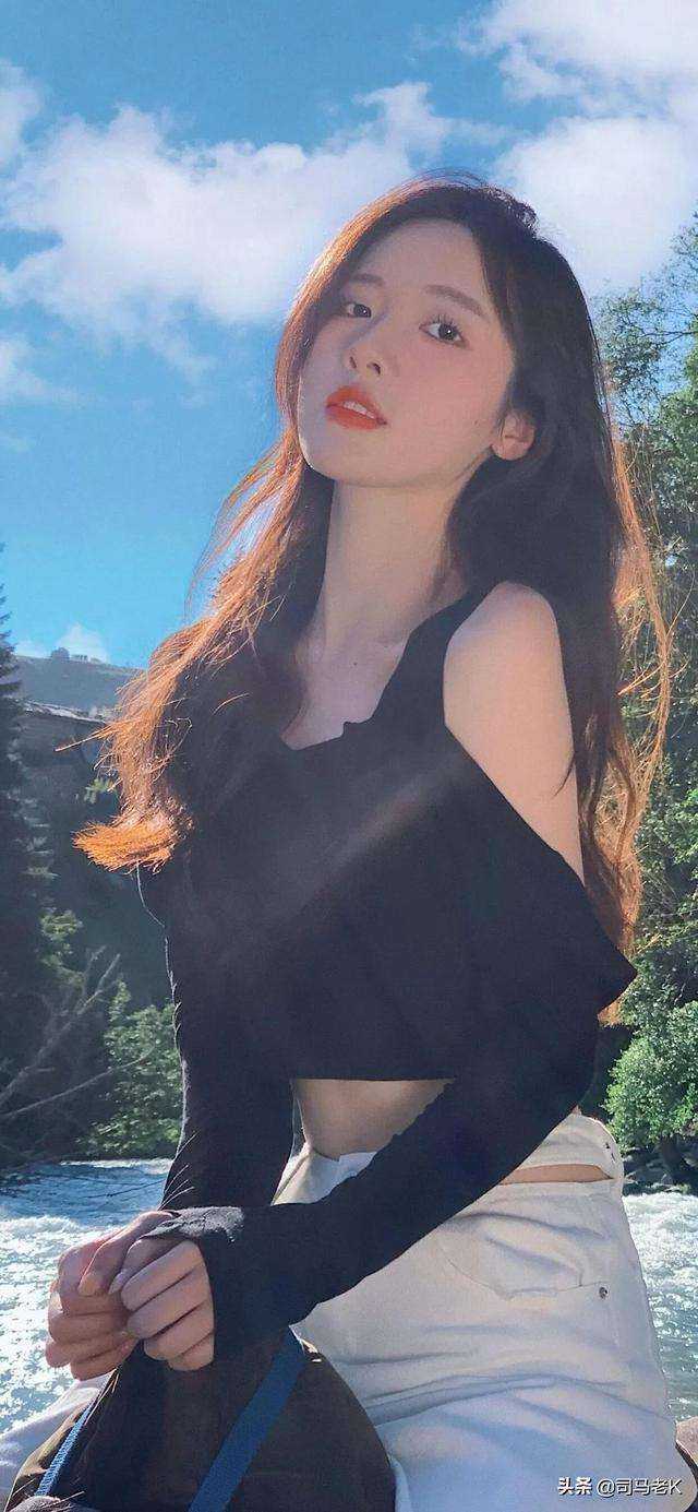 春风不见桃花笑全篇