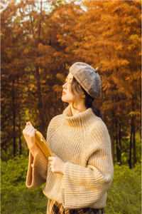 出狱后，为给小助理出气亲手送我进监狱的未婚妻悔疯了贺明熙柳嫣然大结局