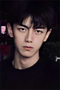 缱绻春风不寄情试读