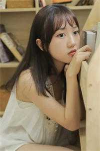 对花生过敏的妻子吃下助理蘸了花生酱的鹅肝，我让她吃十盘！宋妙歌裴君邪小说