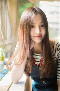 港姐被抢娶后，吃瓜躺赢万人迷全球完整文集