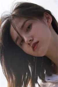 看到老婆给销冠的年终奖后，我把她当做奖品抽了无删减