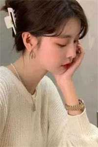 我离职后，妻子的三甲医院塌房了全章节