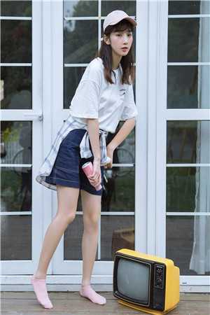 凝脂美人穿七零，糙汉养崽洗床单高质量好文