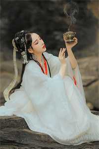 重生后，我嫁给了死对头的九叔​短篇