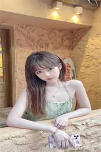 做她无人知晓的信徒推荐