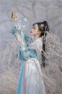 月下有你花下无你爽文