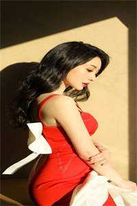 太子懵了！村女她怎么变狠辣毒妇了全文无删减