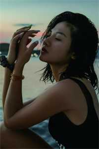 离婚后，大佬的孕妻让前夫疯了短篇