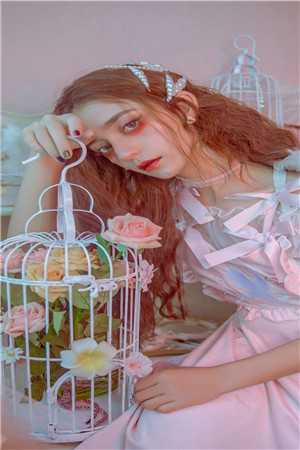 她曾偷藏爱意难止在线