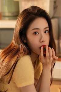 晚风吻过港城月最新