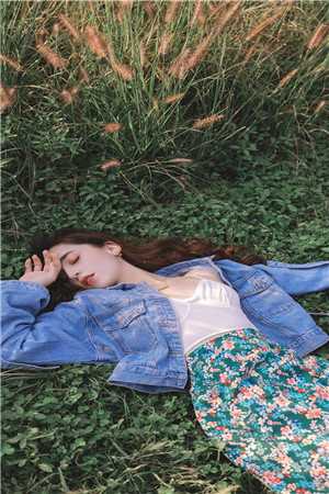 对门帅哥总怀疑我在接客未删减版