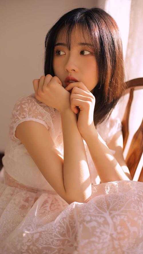 未婚妻和男闺蜜在酒吧领证，我摇骰子让他们倾家荡产热门