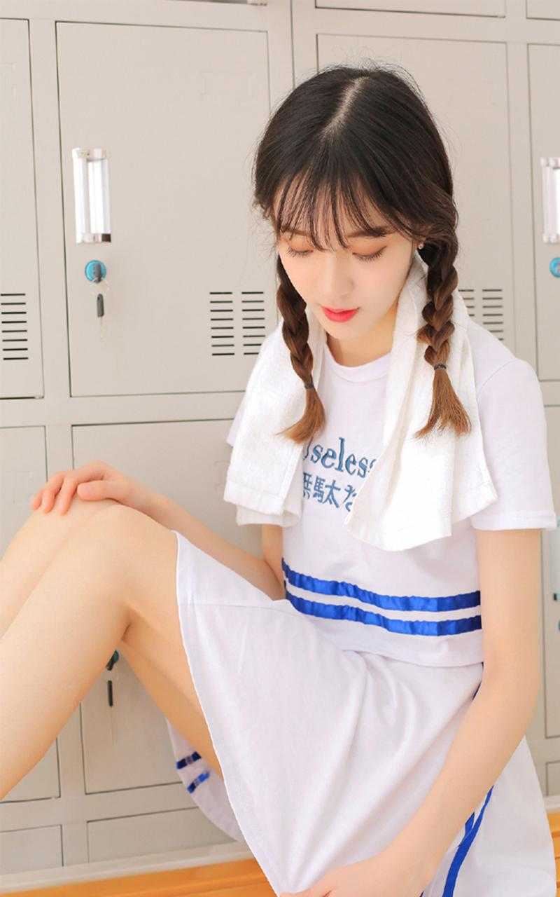 我与青山两相望精彩