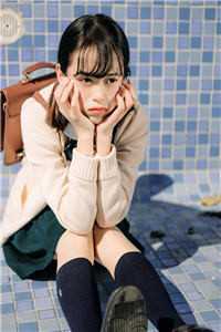 女秘书见义勇为射杀了人质婆婆，老公却说死的是我亲妈小说免费