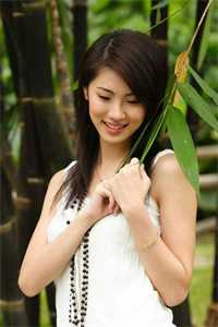 女神又怎么样，还不是要半夜给我搓澡苏皎01全集