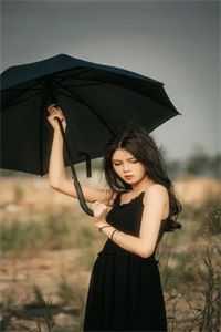 我是山川守着流年爆火全网