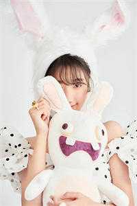 红绸落尽未离书全章节